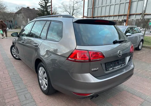 VOLKSWAGEN Golf 1.4 TSI BlueMotion Technology Cup