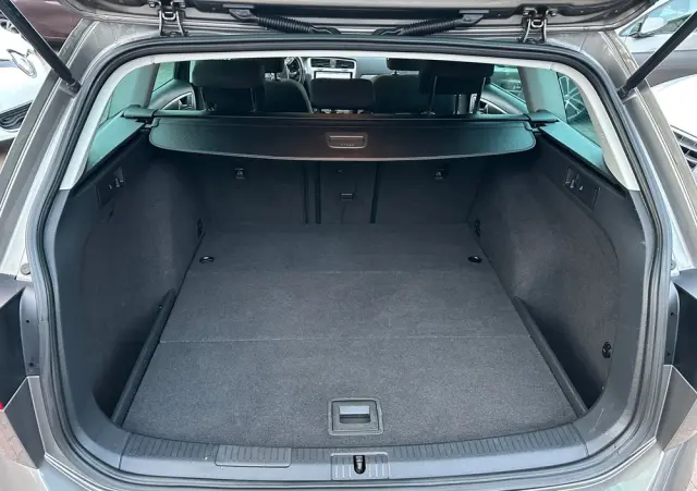 VOLKSWAGEN Golf 1.4 TSI BlueMotion Technology Cup