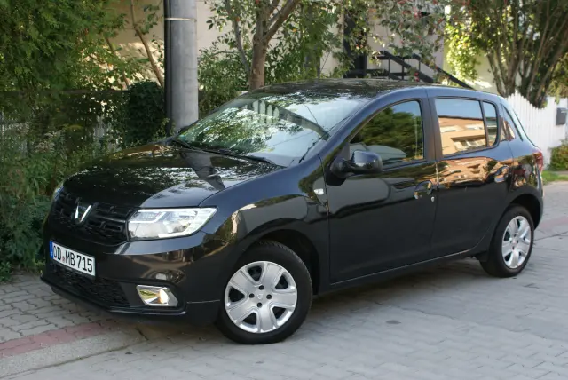 DACIA Sandero Laureate