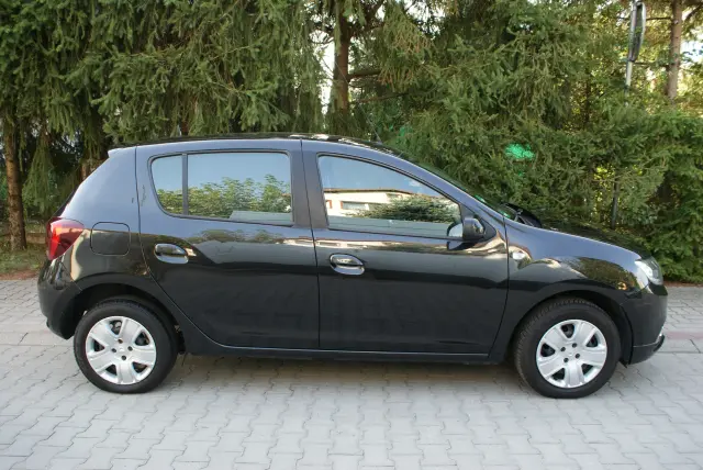 DACIA Sandero Laureate