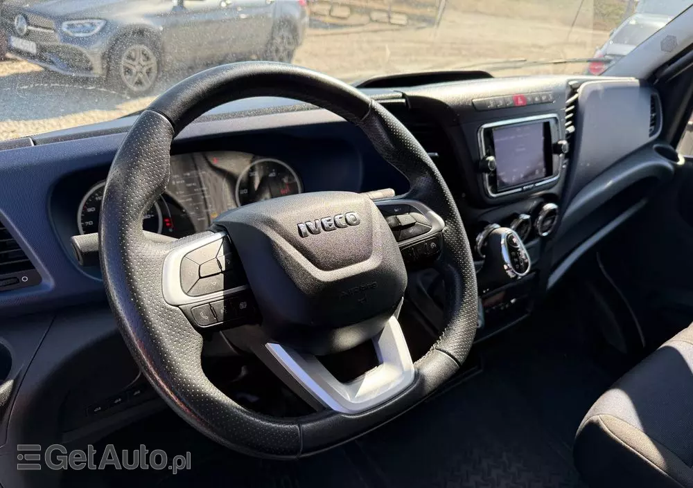 IVECO Daily 72-210/Automat Hi-Matic/Full LED/kontener15 epalet/winda 1000kg/poduszki fabryczne/kamera cofania 