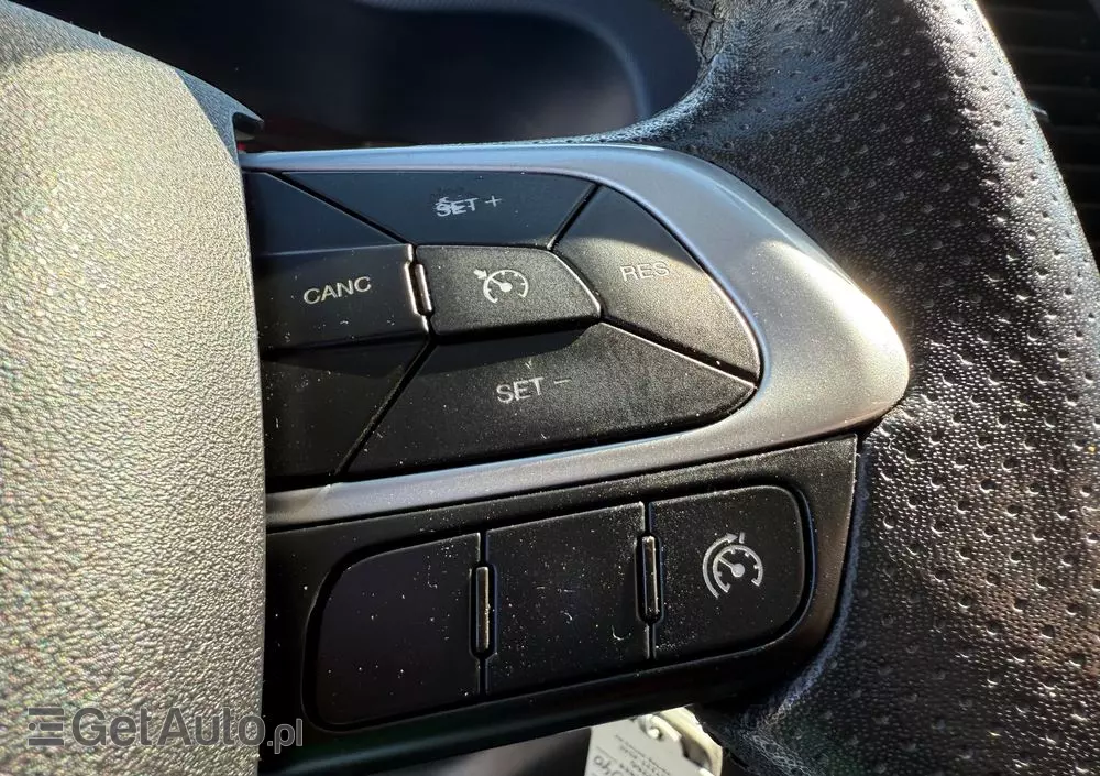 IVECO Daily 72-210/Automat Hi-Matic/Full LED/kontener15 epalet/winda 1000kg/poduszki fabryczne/kamera cofania 