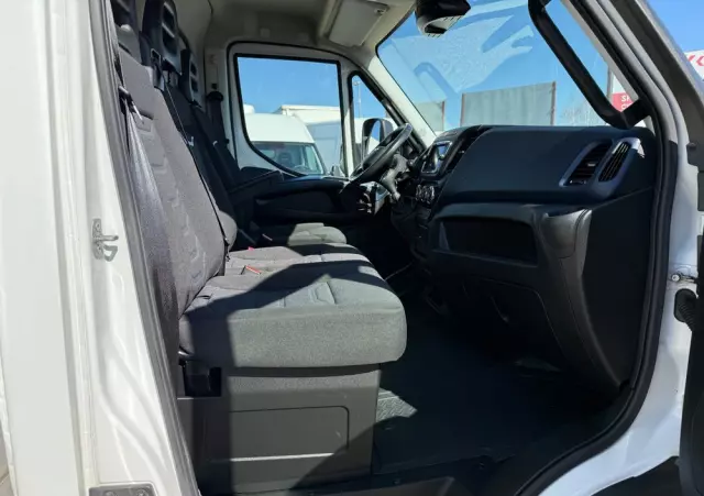IVECO Daily 72-210/Automat Hi-Matic/Full LED/kontener15 epalet/winda 1000kg/poduszki fabryczne/kamera cofania 