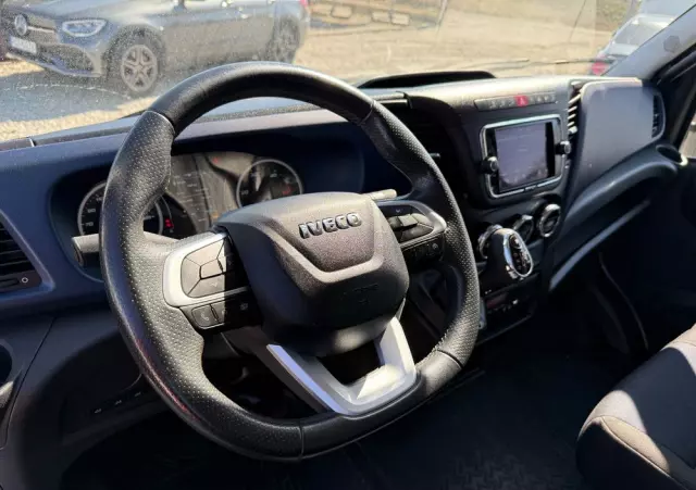 IVECO Daily 72-210/Automat Hi-Matic/Full LED/kontener15 epalet/winda 1000kg/poduszki fabryczne/kamera cofania 