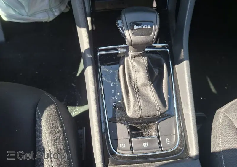 SKODA Karoq 1.5 TSI DSG Ambition