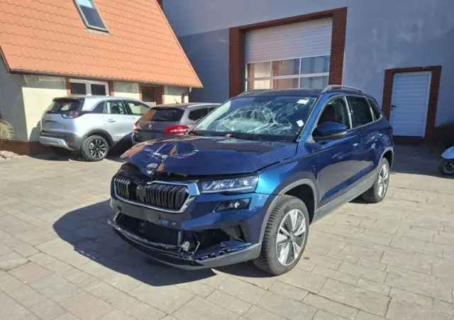 SKODA Karoq 1.5 TSI DSG Ambition