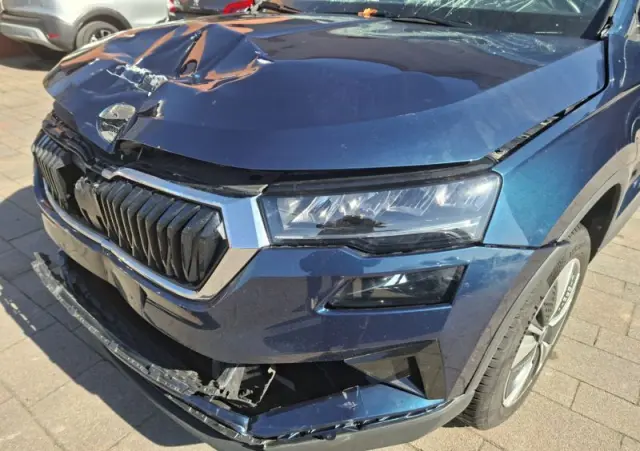 SKODA Karoq 1.5 TSI DSG Ambition