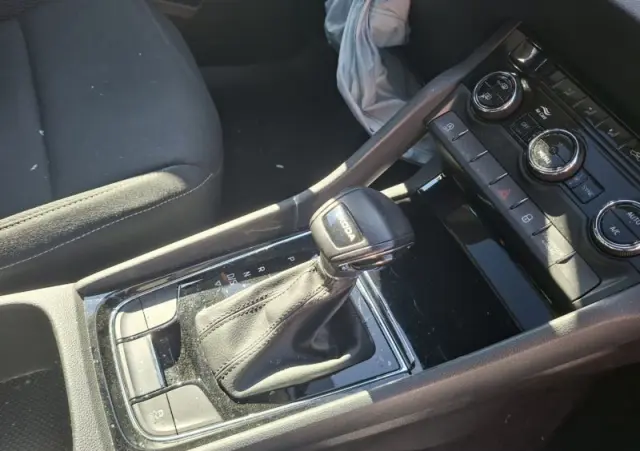 SKODA Karoq 1.5 TSI DSG Ambition