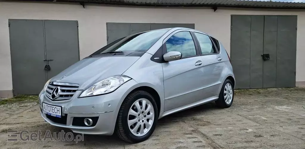 MERCEDES-BENZ Klasa A A 200 (136 KM)