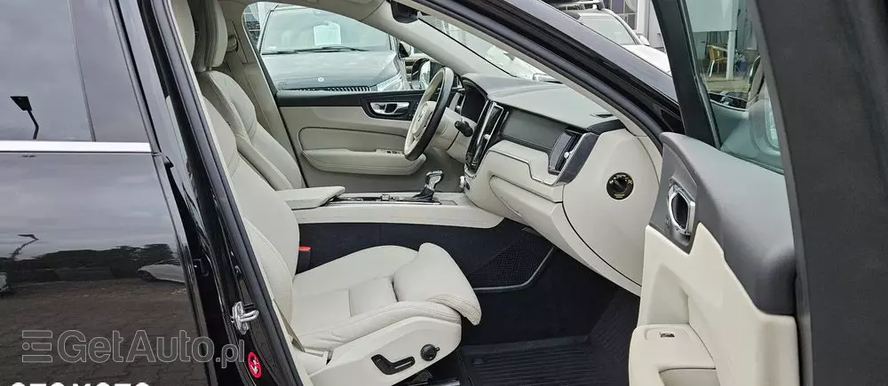VOLVO XC 60 D5 AWD Inscription