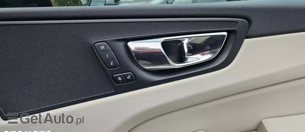 VOLVO XC 60 D5 AWD Inscription