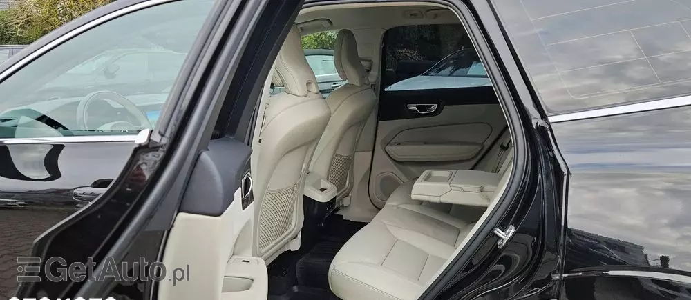 VOLVO XC 60 D5 AWD Inscription