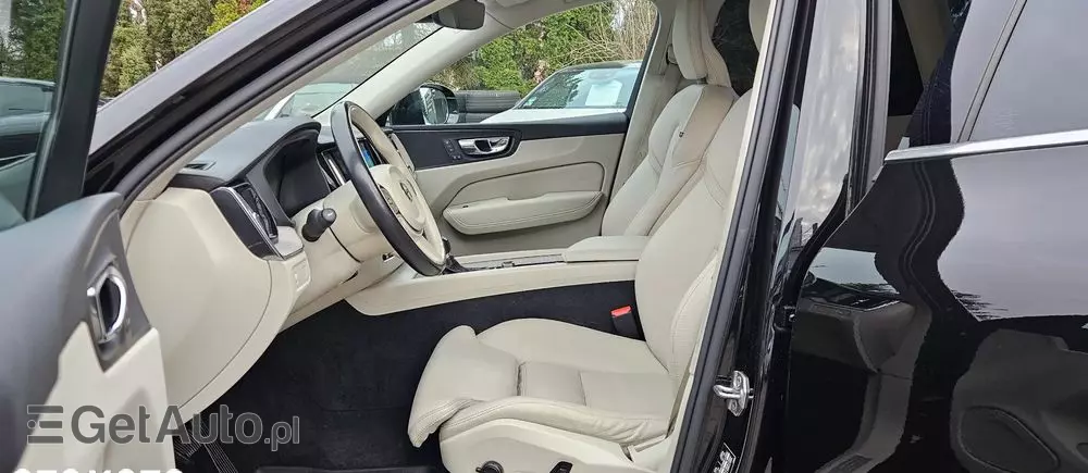 VOLVO XC 60 D5 AWD Inscription