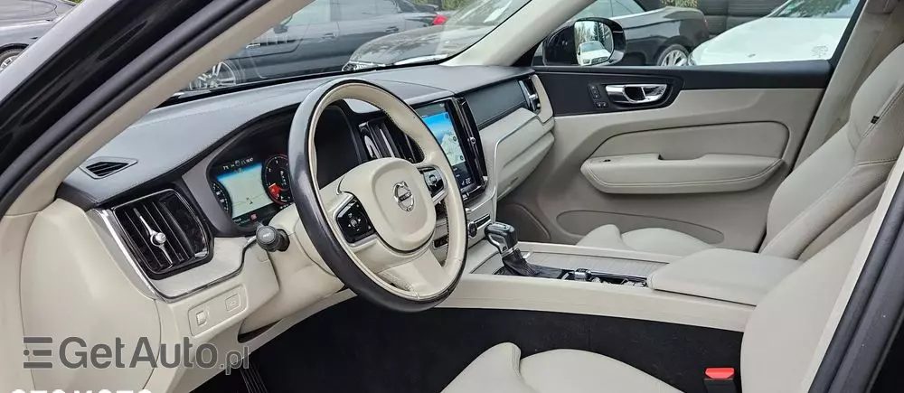 VOLVO XC 60 D5 AWD Inscription