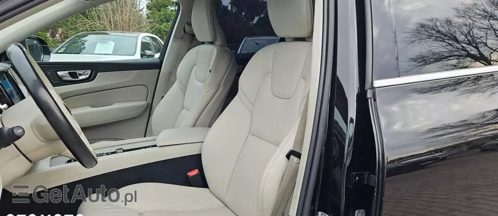 VOLVO XC 60 D5 AWD Inscription