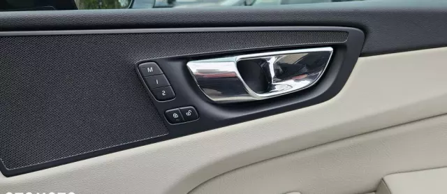 VOLVO XC 60 D5 AWD Inscription