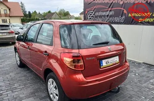 SUZUKI SX4 