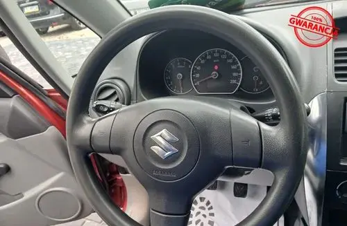 SUZUKI SX4 