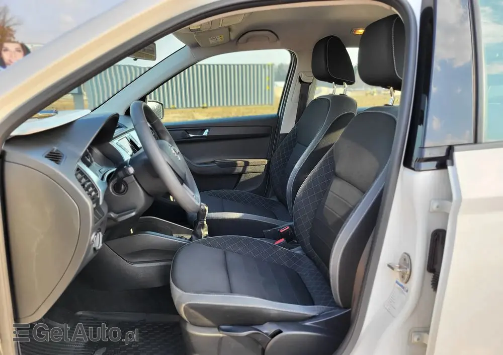 SKODA Fabia 1.0 Ambition