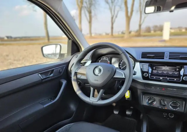 SKODA Fabia 1.0 Ambition