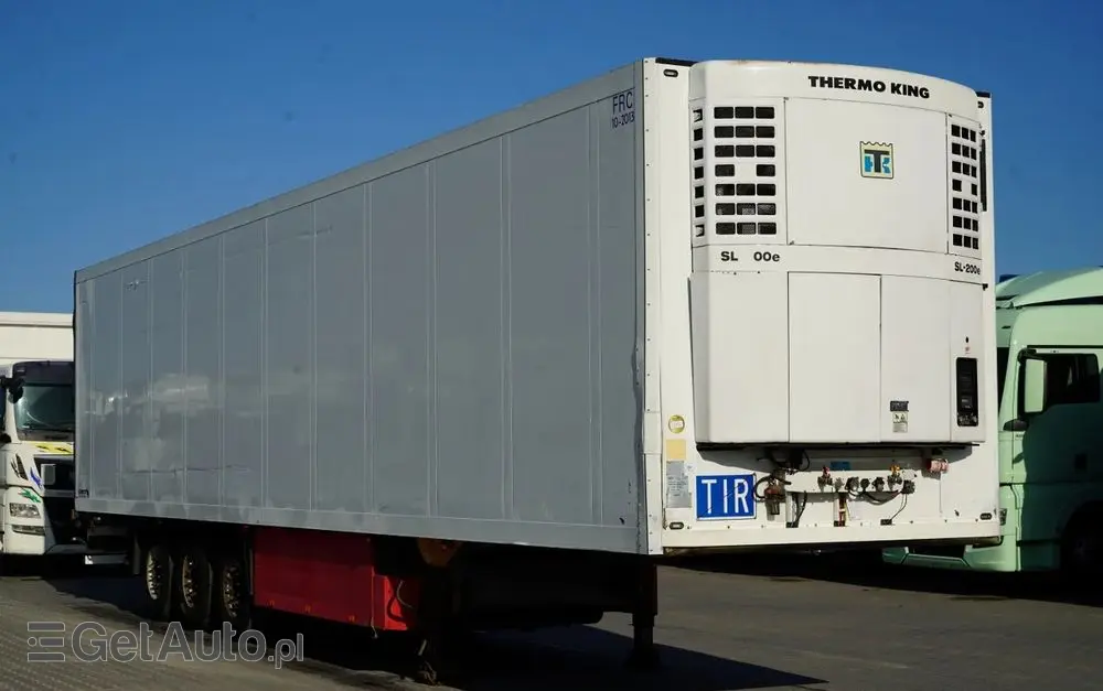 SCHMITZ CARGOBULL CHŁODNIA / THERMO KING SL-400e / OŚ PODNOSZONA / KOSZ NA PALETY 
