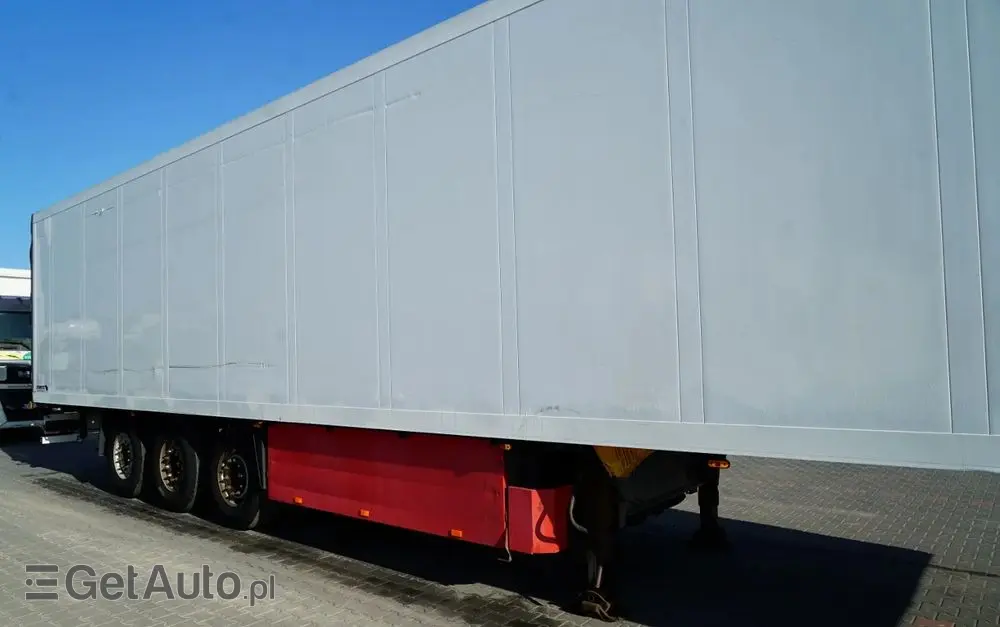 SCHMITZ CARGOBULL CHŁODNIA / THERMO KING SL-400e / OŚ PODNOSZONA / KOSZ NA PALETY 