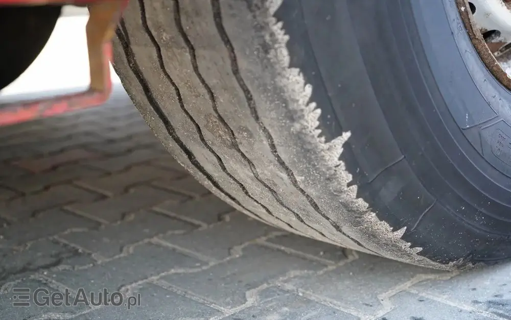 SCHMITZ CARGOBULL CHŁODNIA / THERMO KING SL-400e / OŚ PODNOSZONA / KOSZ NA PALETY 