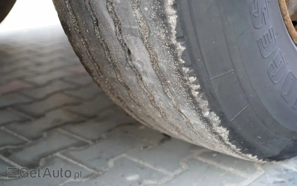 SCHMITZ CARGOBULL CHŁODNIA / THERMO KING SL-400e / OŚ PODNOSZONA / KOSZ NA PALETY 