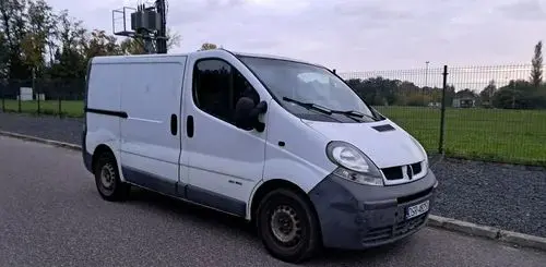 RENAULT Trafic 