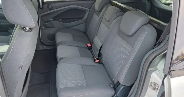 FORD Grand C-MAX 1.6 EcoBoost Start-Stop-System Titanium