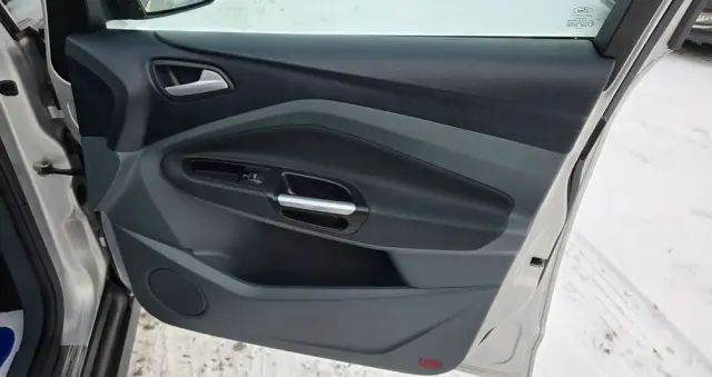 FORD Grand C-MAX 1.6 EcoBoost Start-Stop-System Titanium