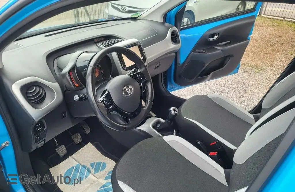 TOYOTA Aygo 