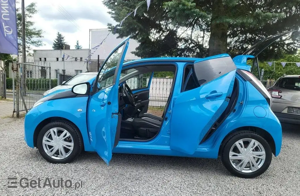 TOYOTA Aygo 