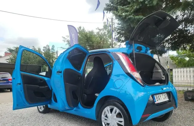 TOYOTA Aygo 