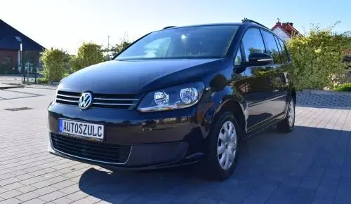 VOLKSWAGEN Touran 