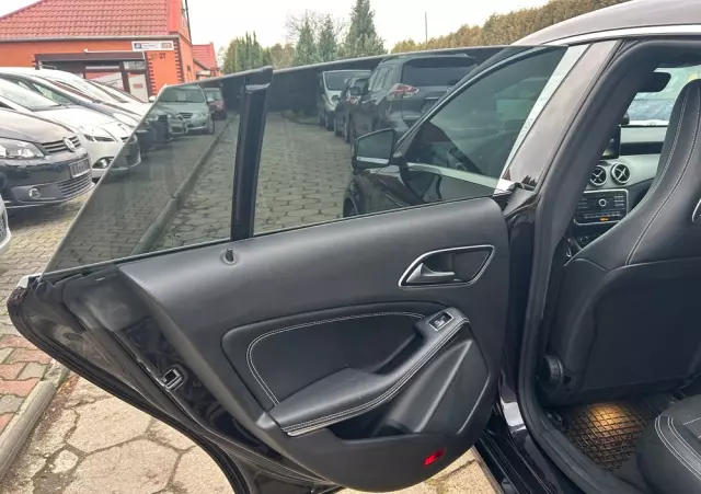 MERCEDES-BENZ CLA 200 (CDI) d 7G-DCT