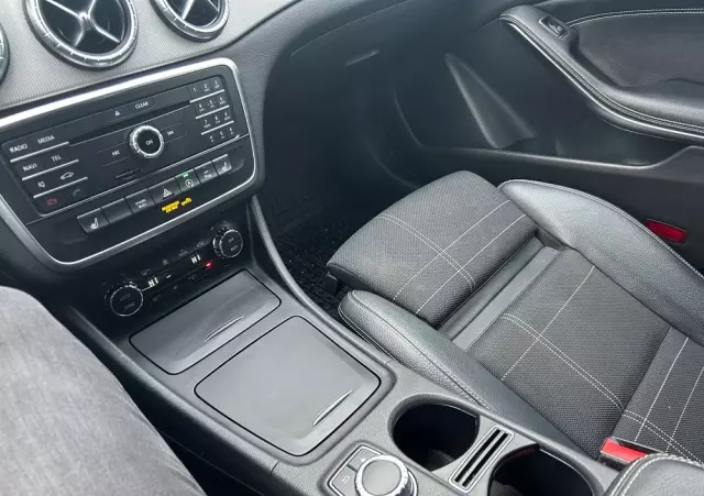 MERCEDES-BENZ CLA 200 (CDI) d 7G-DCT