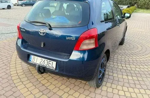 TOYOTA Yaris 