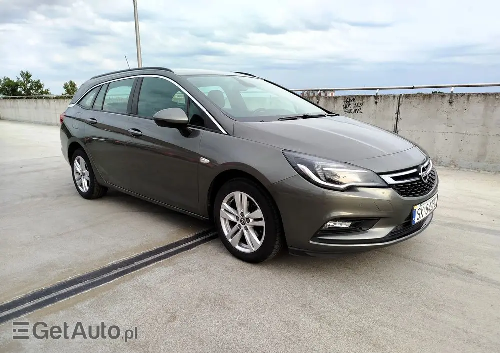 OPEL Astra V 1.4 T Dynamic