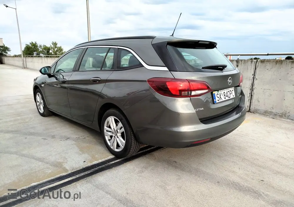 OPEL Astra V 1.4 T Dynamic