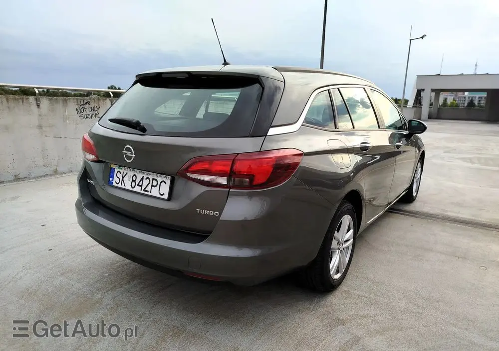 OPEL Astra V 1.4 T Dynamic
