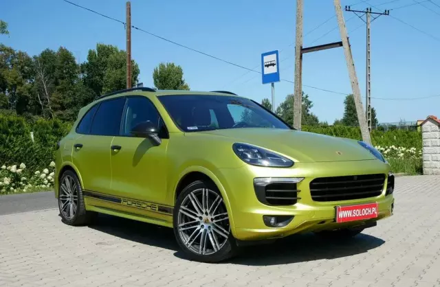 PORSCHE Cayenne 