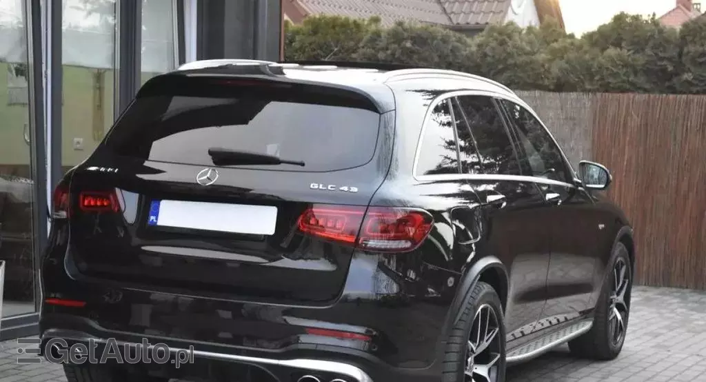 MERCEDES-BENZ GLC 