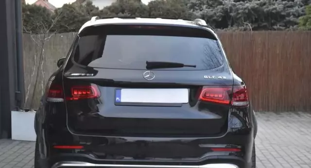 MERCEDES-BENZ GLC 