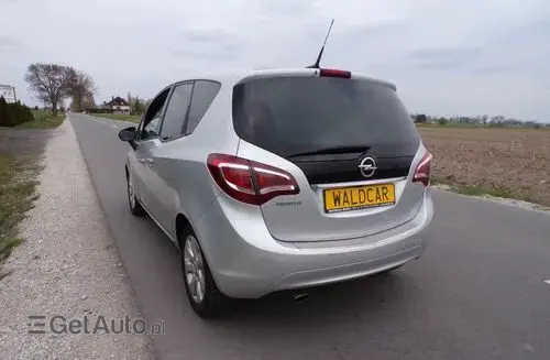 OPEL Meriva 