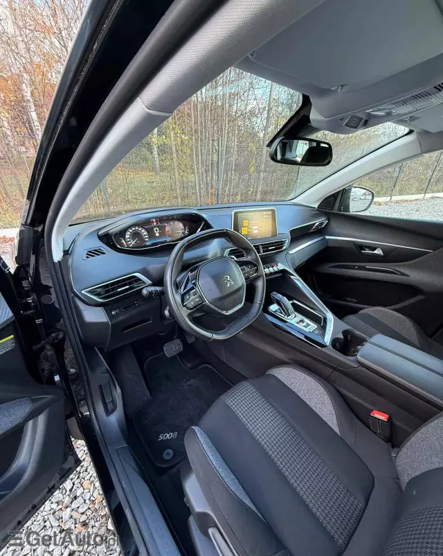 PEUGEOT 5008 1.5 BlueHDi Allure S&S EAT8