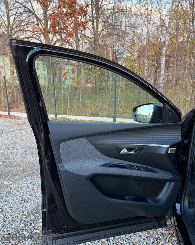 PEUGEOT 5008 1.5 BlueHDi Allure S&S EAT8