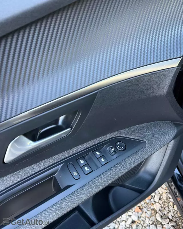 PEUGEOT 5008 1.5 BlueHDi Allure S&S EAT8