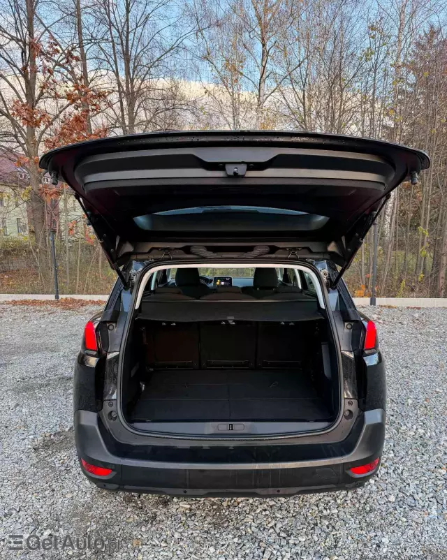 PEUGEOT 5008 1.5 BlueHDi Allure S&S EAT8