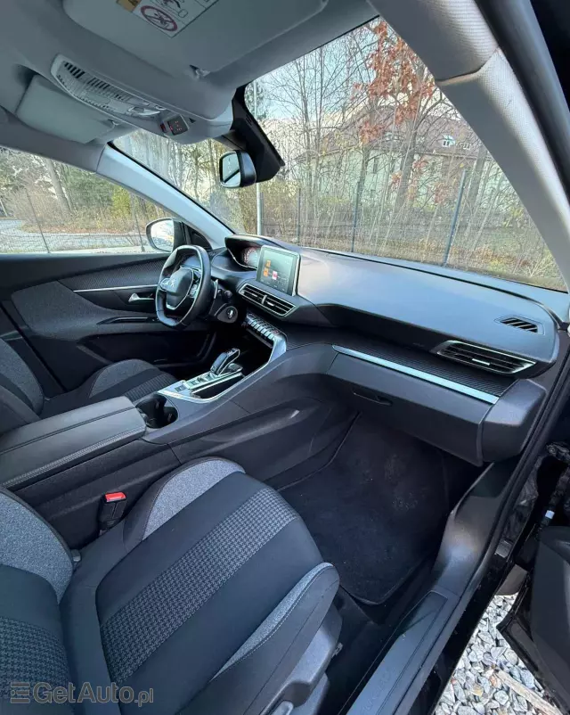 PEUGEOT 5008 1.5 BlueHDi Allure S&S EAT8